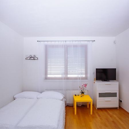 Beautiful Apartment In Central Residence Prague Ngoại thất bức ảnh