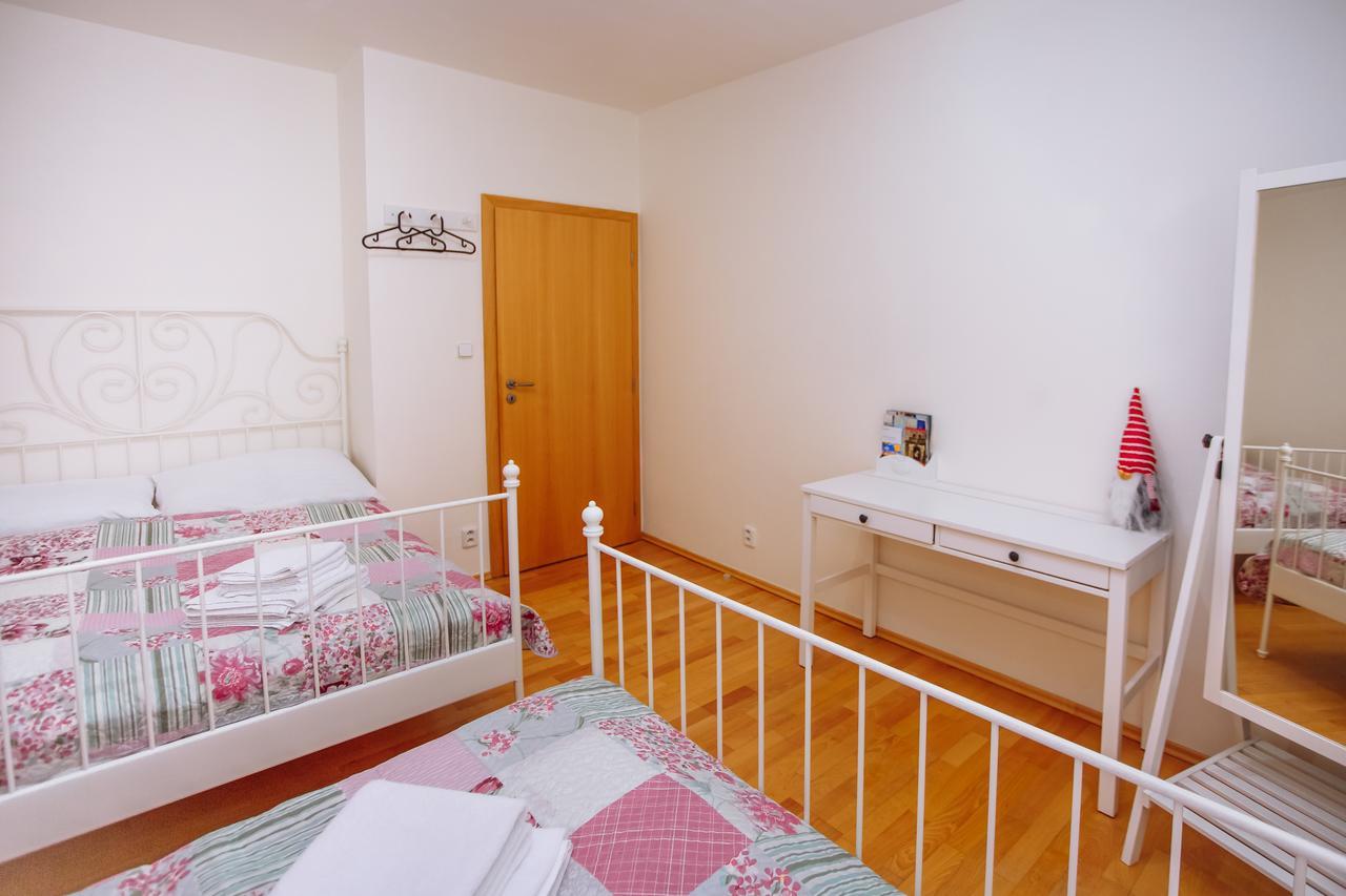 Beautiful Apartment In Central Residence Prague Ngoại thất bức ảnh